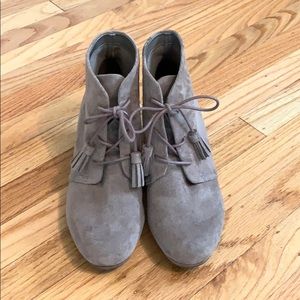 Dr Scholl’s suede lace up ankle boots. Sz 8
